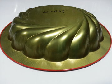 China Red Metal Tin Serving Trays , Round Water / Food Serve Tray For Restaurant supplier